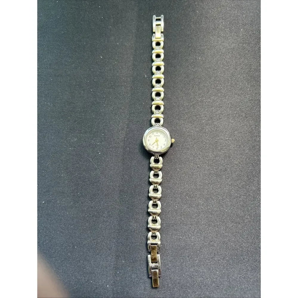 Carriage by timex